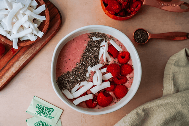 Coconut-Raspberry Smoothie Bowl