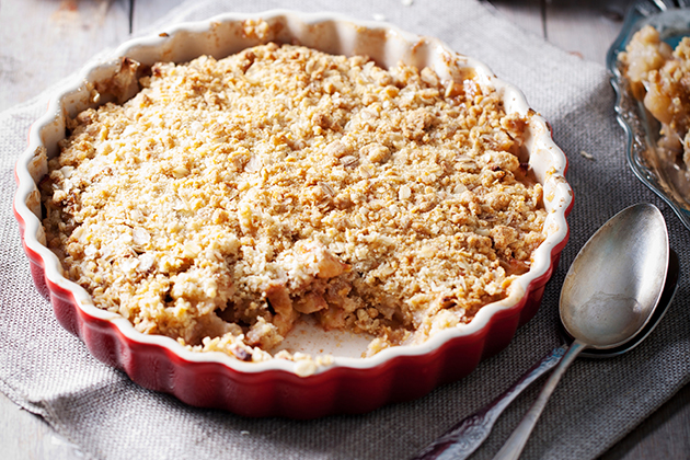 Apple Pie Streusel Cake