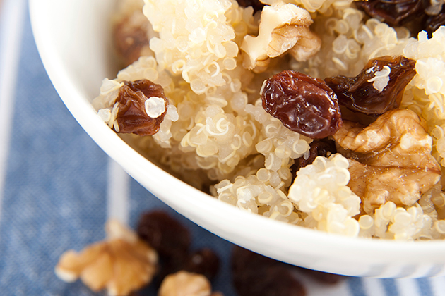 Cranberry Walnut Breakfast Quinoa