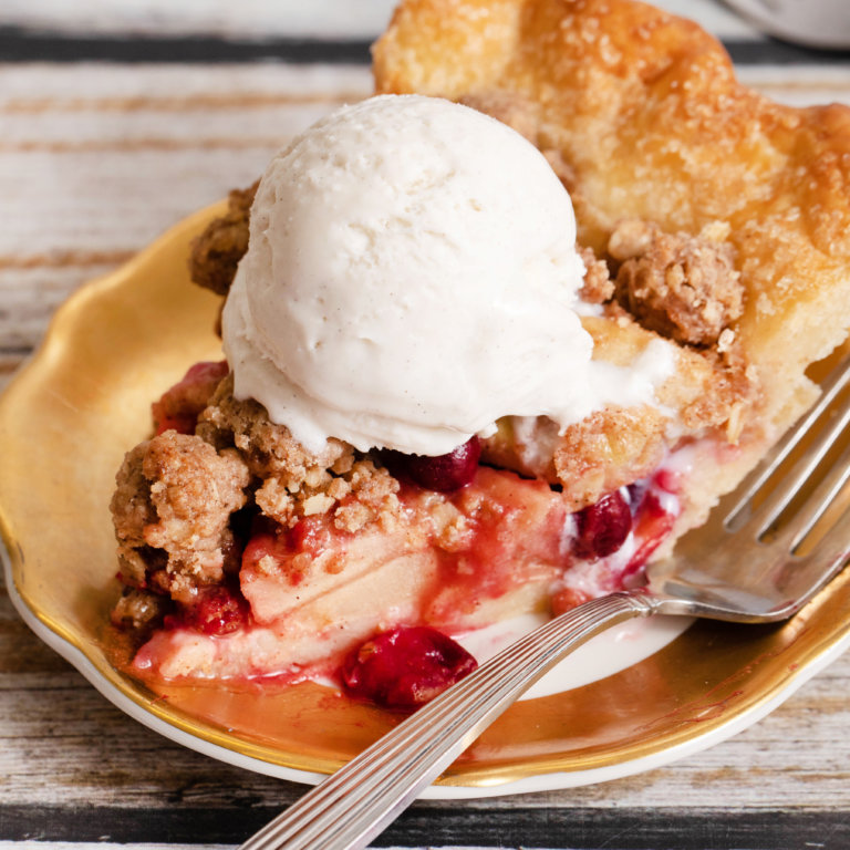 Reduced Sugar Cranberry Apple Streusel Pie