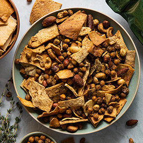 Sweet and Savory Za’atar Party Mix