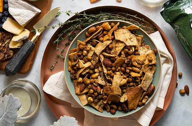 Sweet and Savory Za’atar Party Mix